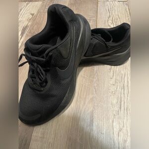 Nike Men’s Revolution Running Sneakers